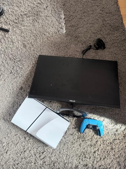 Buy & Sell Seven Sisters North London - Photos for Ps5 slim, disk edition with 27 inch monitor.