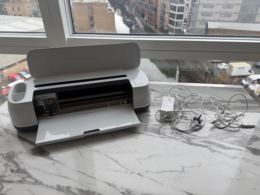 Buy & Sell Limehouse East London - Photos for Cricut maker with accessories and tools