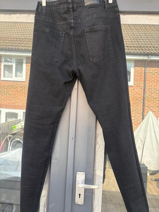 Buy & Sell Thornton Heath Croydon - Photos for NVLTY Black ripped jeans