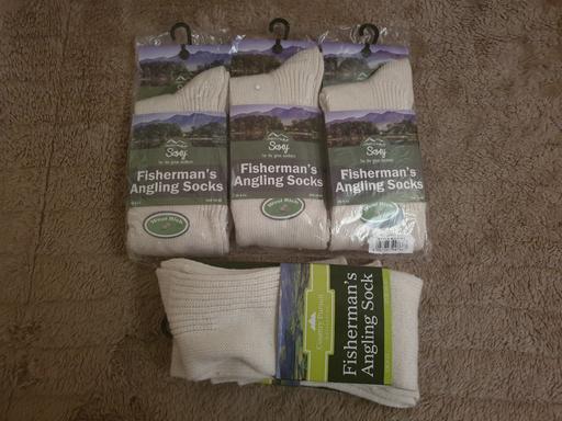 Buy & Sell Lofthouse Gate Wakefield - Photos for 5 PAIRS OF WHITE LONG SOCKS