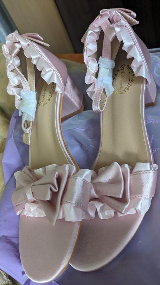 Buy & Sell Stamford Hill North London - Photos for Two pairs of new stylish shoes