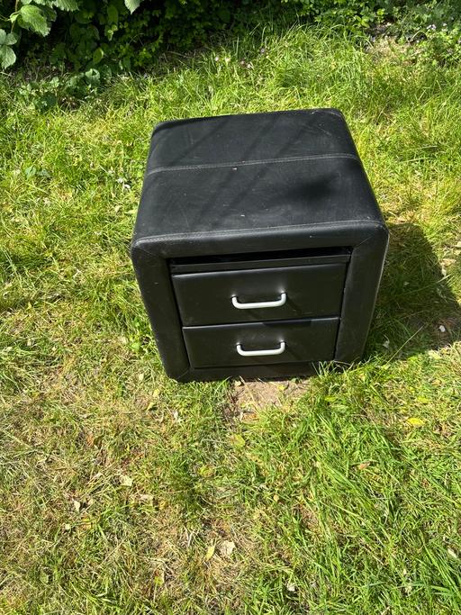 Buy & Sell Kidbrooke South East London - Photos for Black faux leather beside table LED