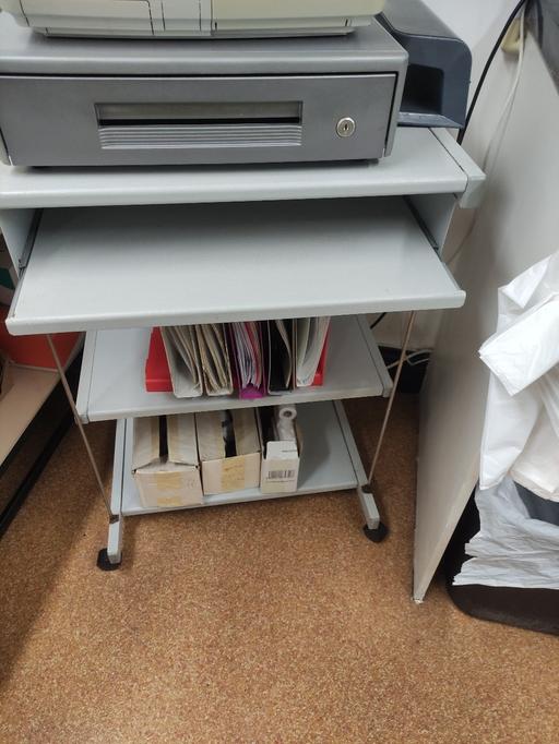 Buy & Sell Aldenham Hertsmere - Photos for Heavy Duty Catering / POS Stand with Wheels –