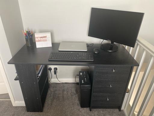Buy & Sell Walton on the Hill Reigate and Banstead - Photos for Wooden Desk with Draws and Side Shelves