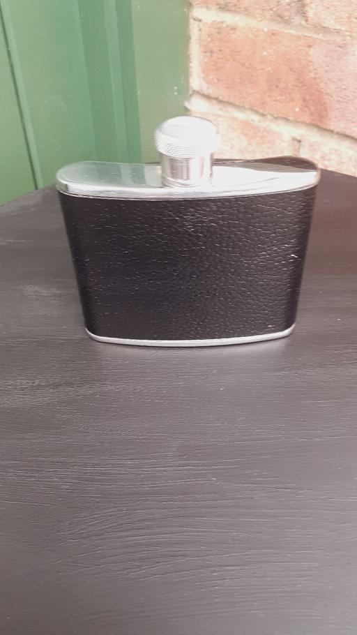 Buy & Sell Lower Sundon Central Bedfordshire - Photos for Hip Flask(LU33BY)