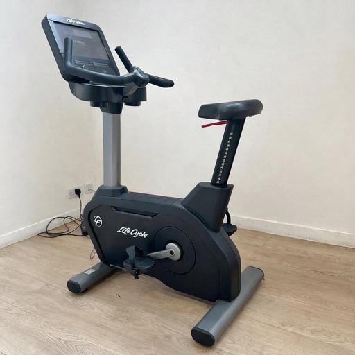 Buy & Sell Beckenham Bromley - Photos for Life Fitness Top Of The Range Exercise Bike.