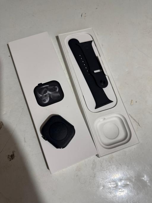 Buy & Sell Bordesley Green Birmingham - Photos for Apple Watch series 11 new