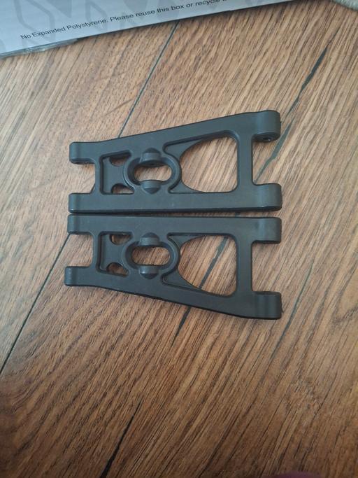 Buy & Sell Moxley Walsall - Photos for Arrma Front Lower Suspension Arms (1 Pair)