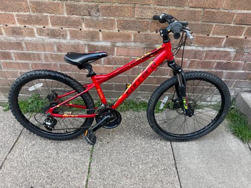 Buy & Sell Four Oaks Birmingham - Photos for Carrera blast 13”frame 24”wheels junior