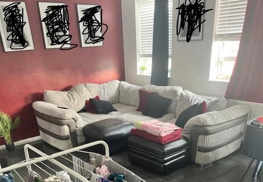Buy & Sell Canonbury North London - Photos for Oversize sofa