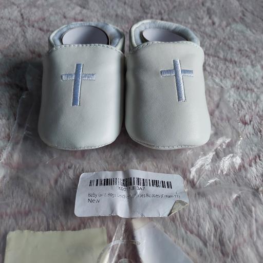 Buy & Sell Ocker Hill Sandwell - Photos for baby booties shoes cream 11 new x 1pair