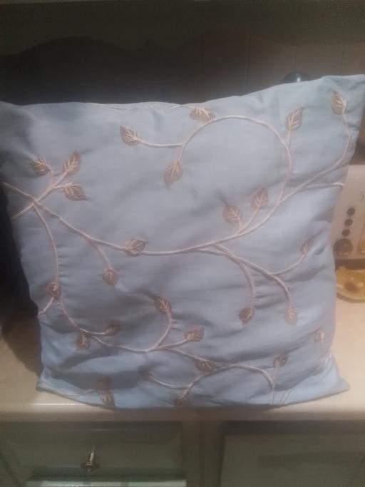 Buy & Sell Sutton Coldfield Birmingham - Photos for ONE CUSHION