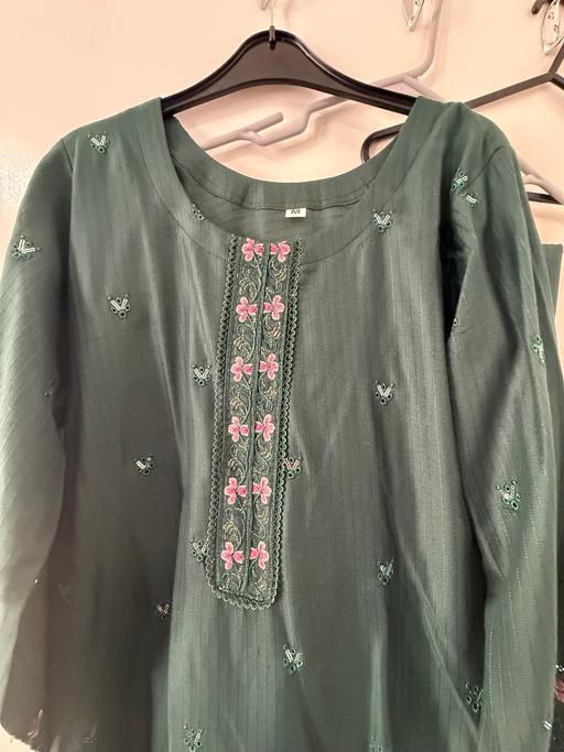 Buy & Sell Birmingham Birmingham - Photos for Ladies, Asian size medium 3 peace suit