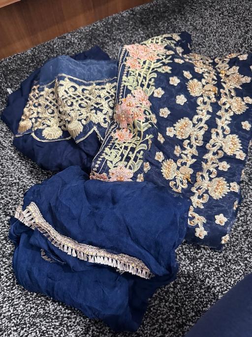 Buy & Sell Birmingham Birmingham - Photos for Asian three-piece party wear medium