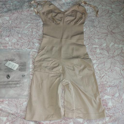 Buy & Sell Ocker Hill Sandwell - Photos for womens Shapewear full suit size small beige 1