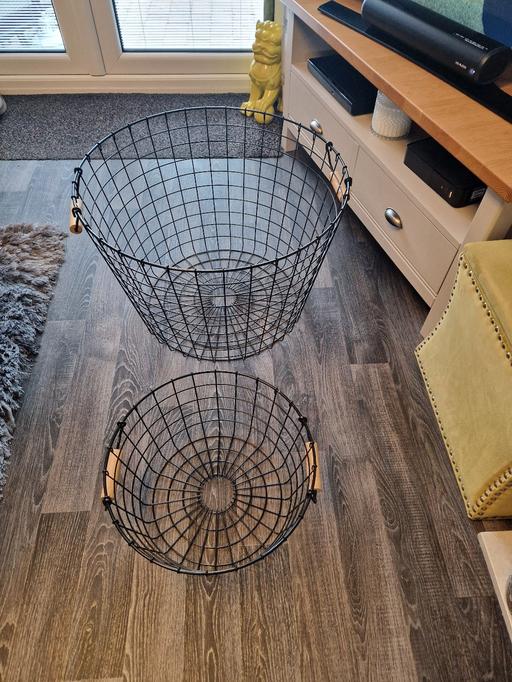 Buy & Sell Tintwistle High Peak - Photos for 2new black metal basket