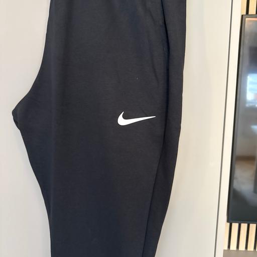 Buy & Sell Hutton Brentwood - Photos for Nike Dri-Fit tracksuit bottoms