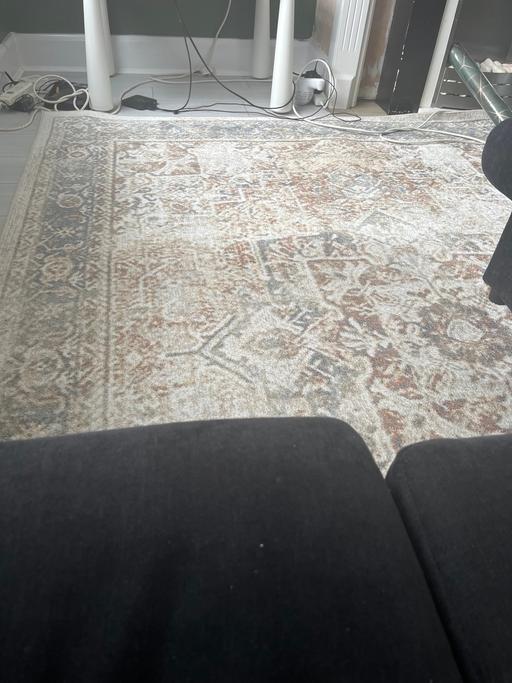 Buy & Sell Thornton Heath Croydon - Photos for Living room carpet