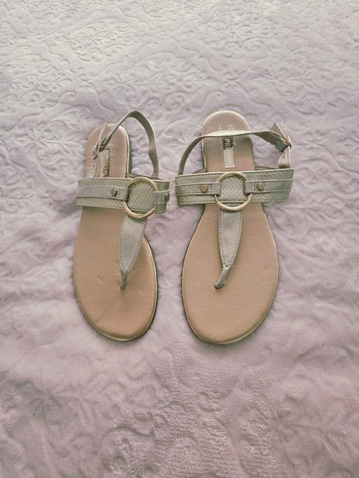 Buy & Sell Newton Doncaster - Photos for Summer toe post sandals, size 6