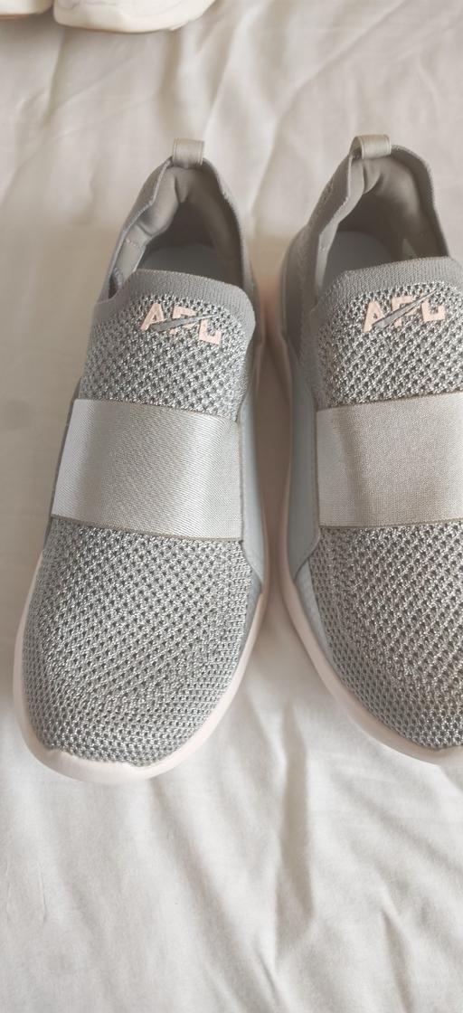 Buy & Sell Harrow Town Centre Harrow - Photos for trainers