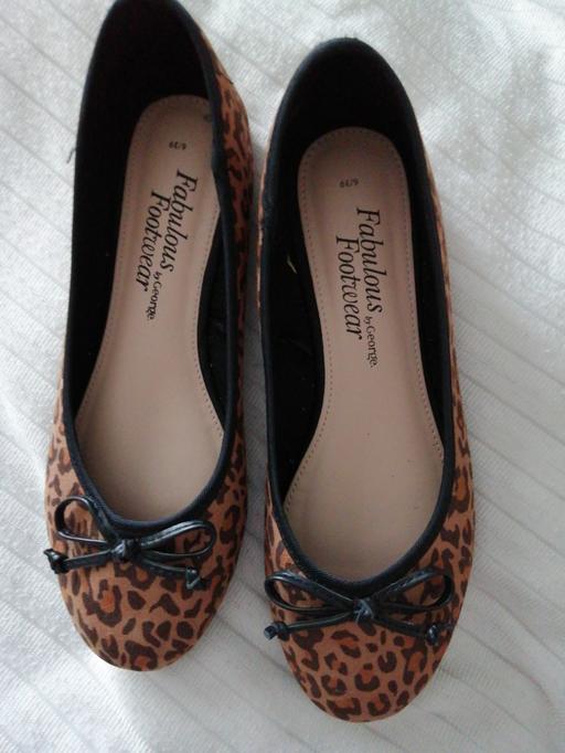 Buy & Sell Wednesfield Wolverhampton - Photos for ladies size *6*