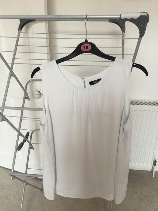 Buy & Sell Shildon County Durham - Photos for Ladies top size 14