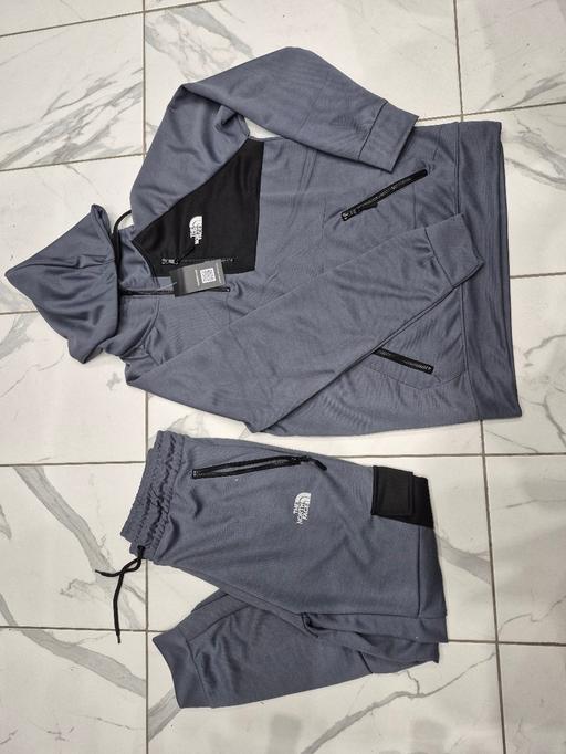 Buy & Sell Neath Abbey Neath Port Talbot - Wales - Photos for mens north face half zip jumper tracksuit set