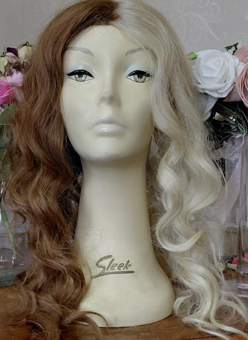 Buy & Sell St Johns South East London - Photos for Brown and Blonde wig