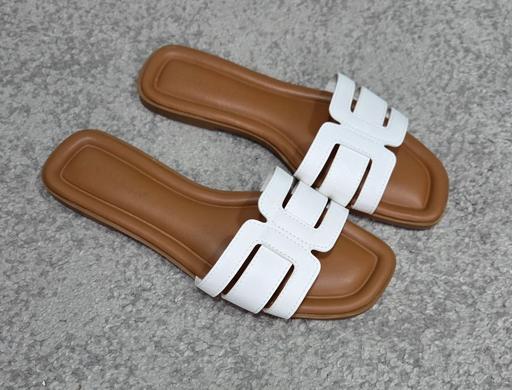 Buy & Sell Weston Point Halton - Photos for Size 5 PRIMARK white sliders