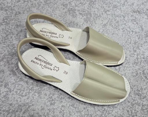 Buy & Sell Weston Point Halton - Photos for 🌟NEW🌟 Size 6 MENORQUINA Spanish shoes