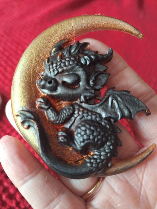Buy & Sell Rubery Birmingham - Photos for Baby Dragon & Moon