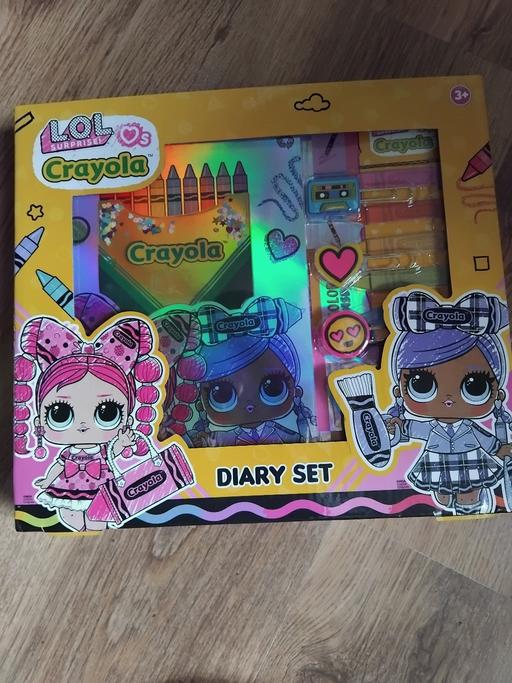 Buy & Sell Fordhouses Wolverhampton - Photos for LOL crayola diary set