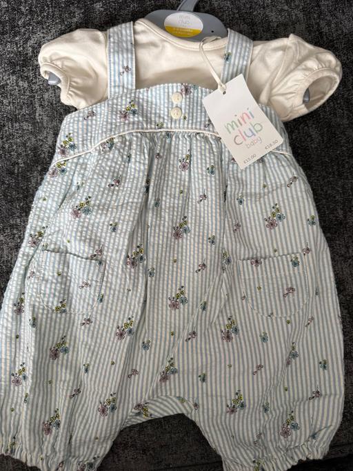 Buy & Sell Balham South West London - Photos for Baby Romper