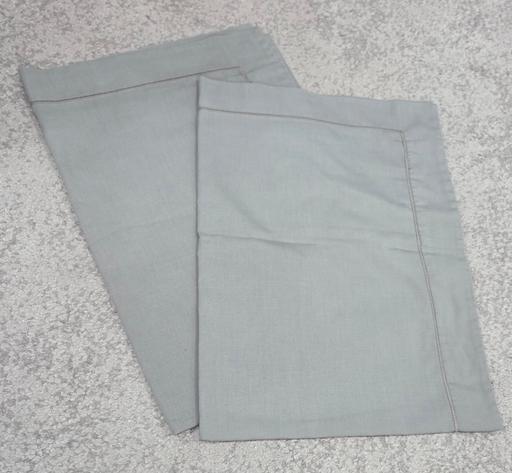 Buy & Sell Weston Point Halton - Photos for X2 darker grey pillow cases