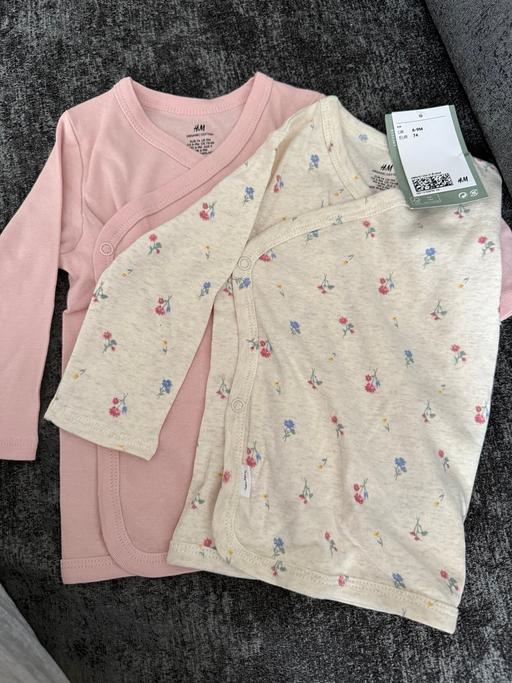 Buy & Sell Balham South West London - Photos for Top and leggings bundle