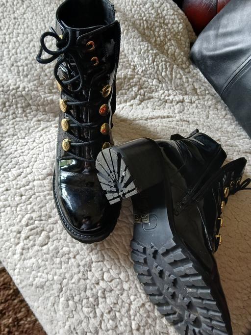 Buy & Sell Oxley Wolverhampton - Photos for riverisland boots 5