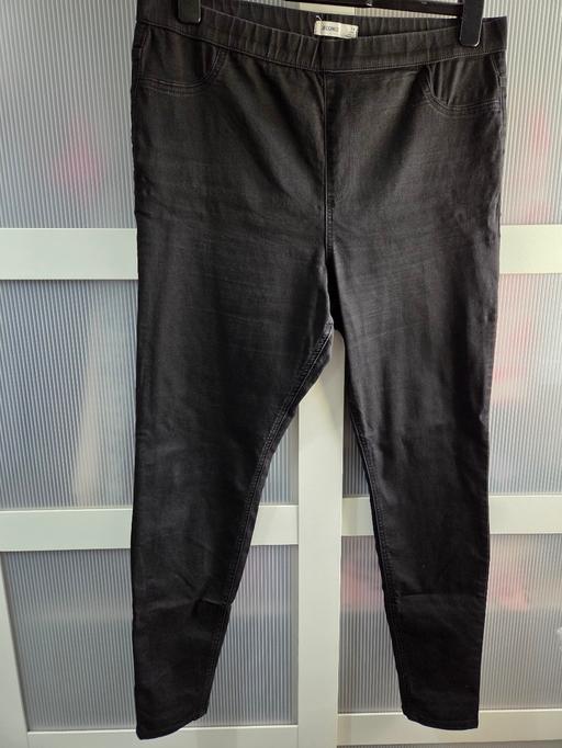 Buy & Sell Weston Point Halton - Photos for Size 18 Long M&S black jeggings jeans