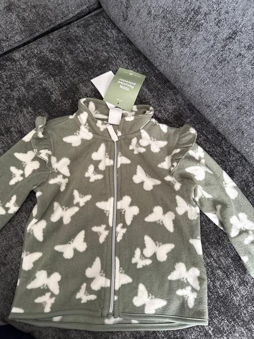 Buy & Sell Balham South West London - Photos for Fleece Zip up jumper