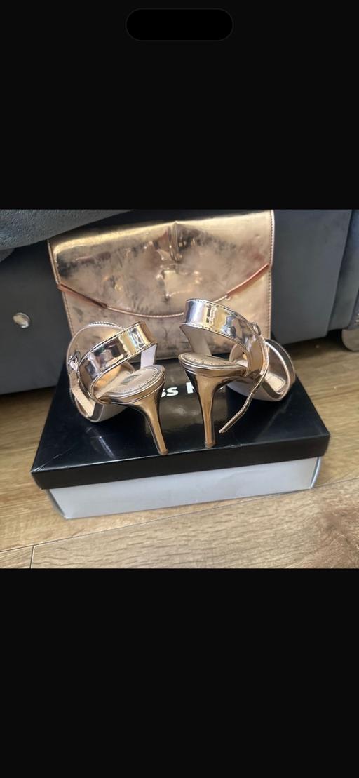 Buy & Sell Enfield Highway Enfield - Photos for Miss KG Rose Gold Heels + Matching Bag Set