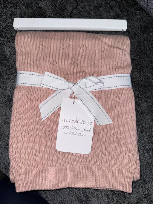 Buy & Sell Balham South West London - Photos for BRAND NEW Pink blanket