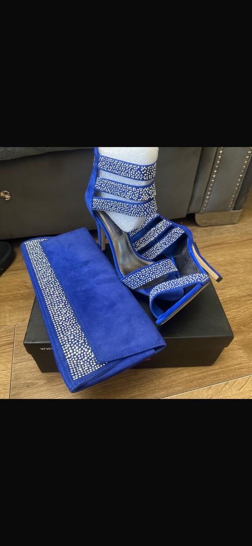 Buy & Sell Enfield Lock Enfield - Photos for Blue Diamante Heels + Matching Clutch Bag