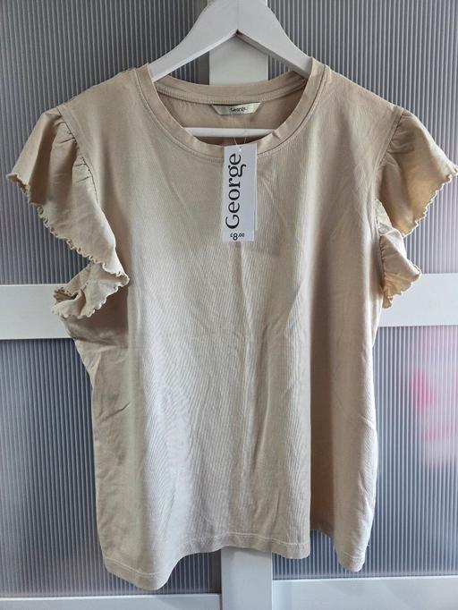 Buy & Sell Weston Point Halton - Photos for 🌟NEW🌟 Size 12 GEORGE tshirt