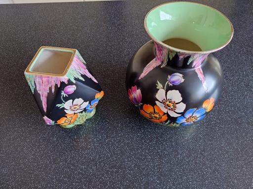 Buy & Sell Woodthorpe Charnwood - Photos for 2 vintage falcon wear vases