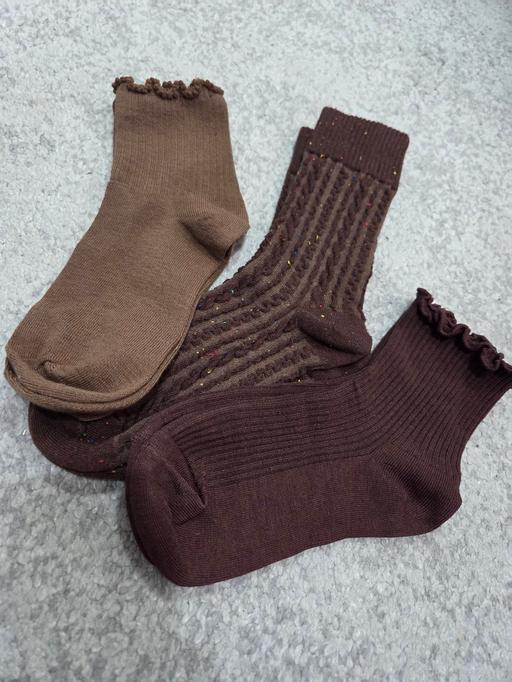 Buy & Sell Weston Point Halton - Photos for NEW ladies brown socks
