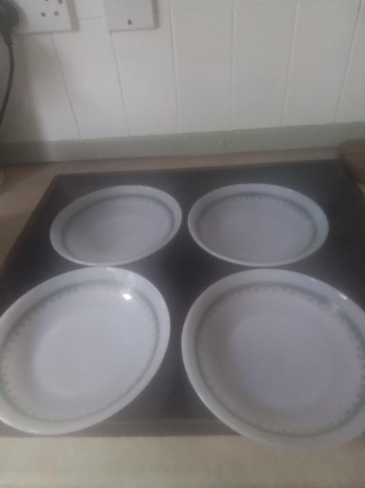 Buy & Sell Streetly Walsall - Photos for FOUR PYREX DISHES