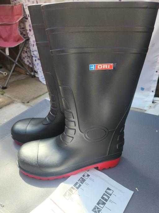 Buy & Sell Luton Bedfordshire - Photos for DRI safety steel toe wellies
