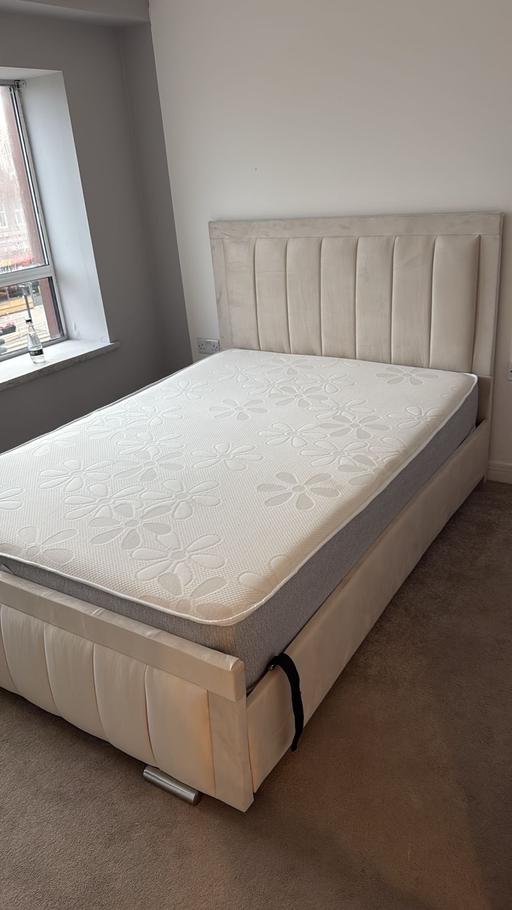 Buy & Sell Bethnal Green East London - Photos for Double bed with mattress