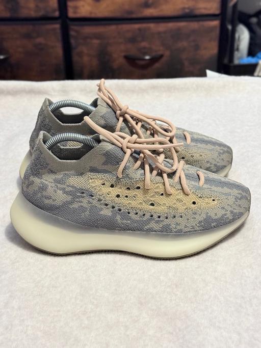 Buy & Sell Loughton Epping Forest - Photos for Adidas Yeezy Boots 380