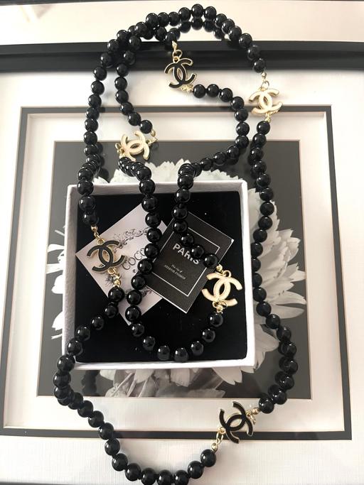 Buy & Sell Hamilton South Lanarkshire - Photos for Gorgeous new reversible long necklace