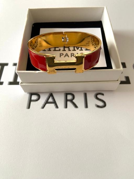 Buy & Sell Hamilton South Lanarkshire - Photos for Lovely new boxed bracelet